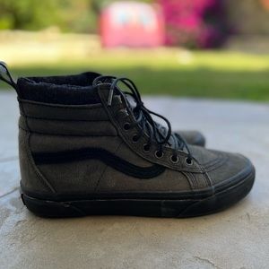 Vans Sk8-Hi MTE, Grey & Black Suede